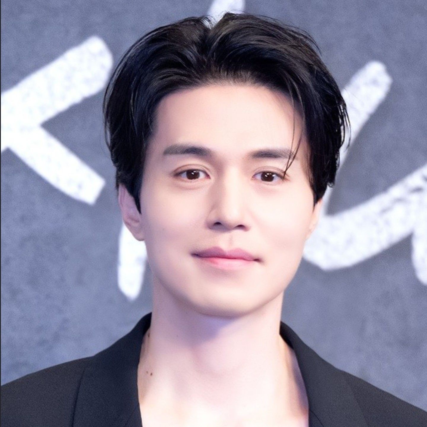 A moment captured by a fan of Lee Dongwook