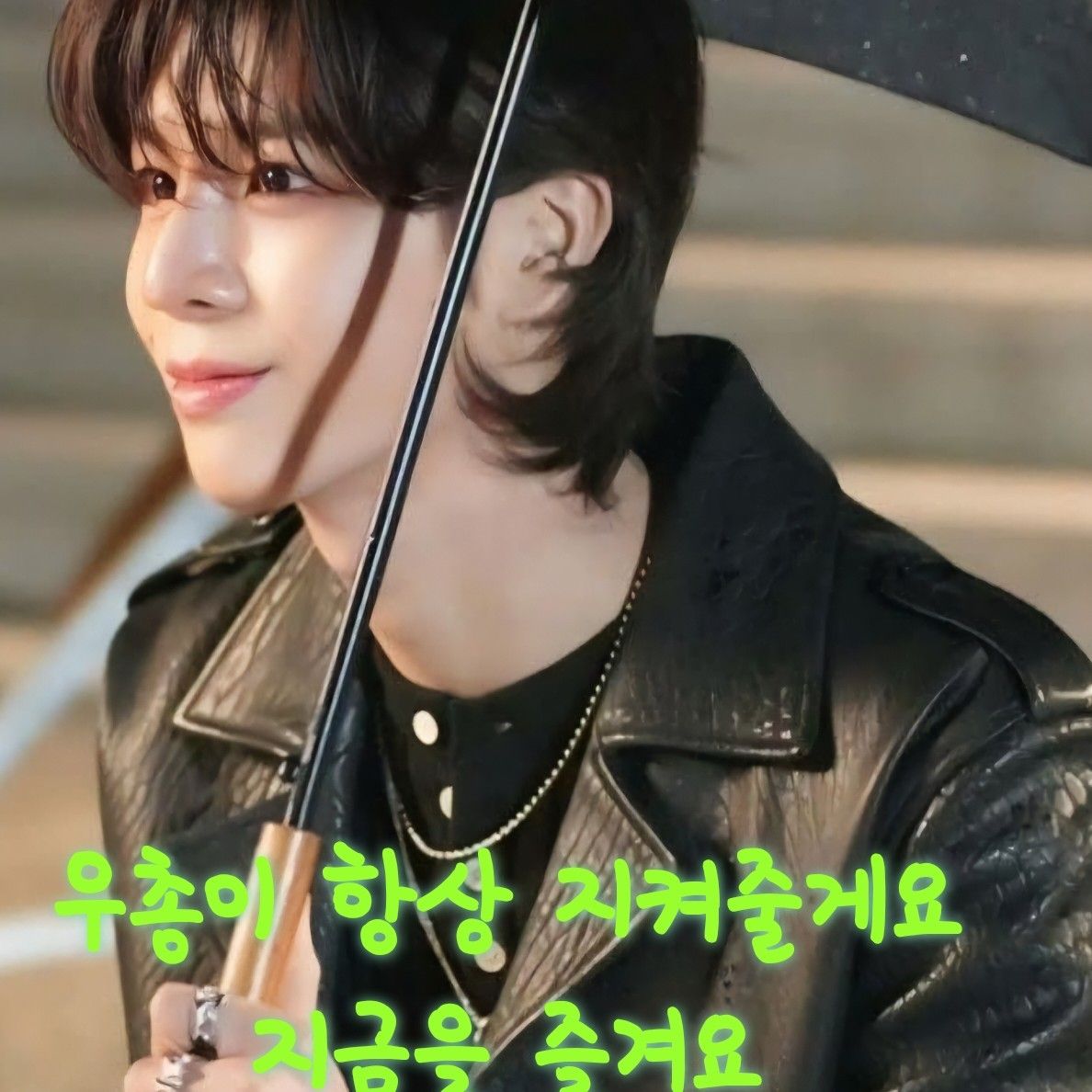 Behind-the-scenes cut of Jeong Dongwon