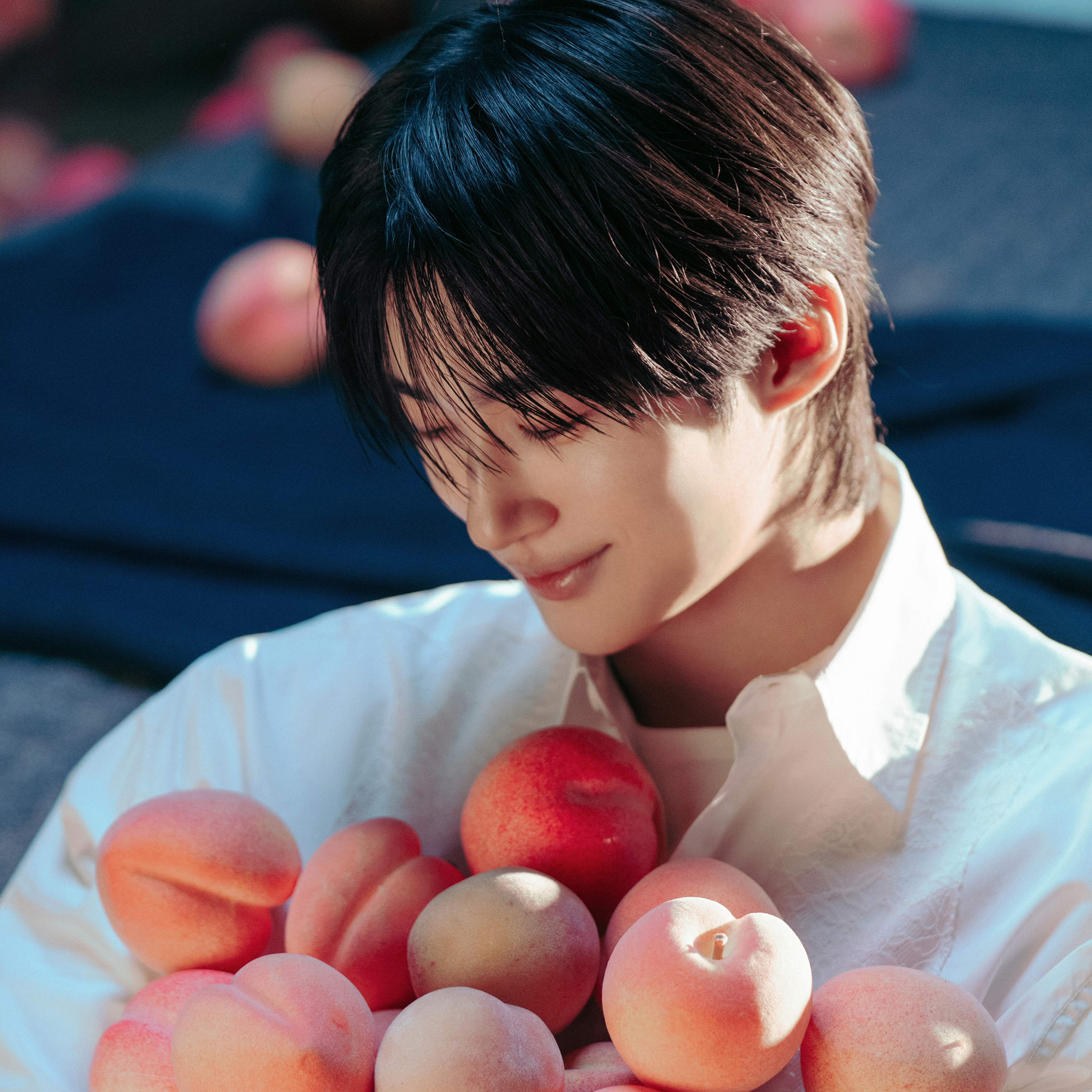 Behind-the-scenes cut of Byeon Wooseok