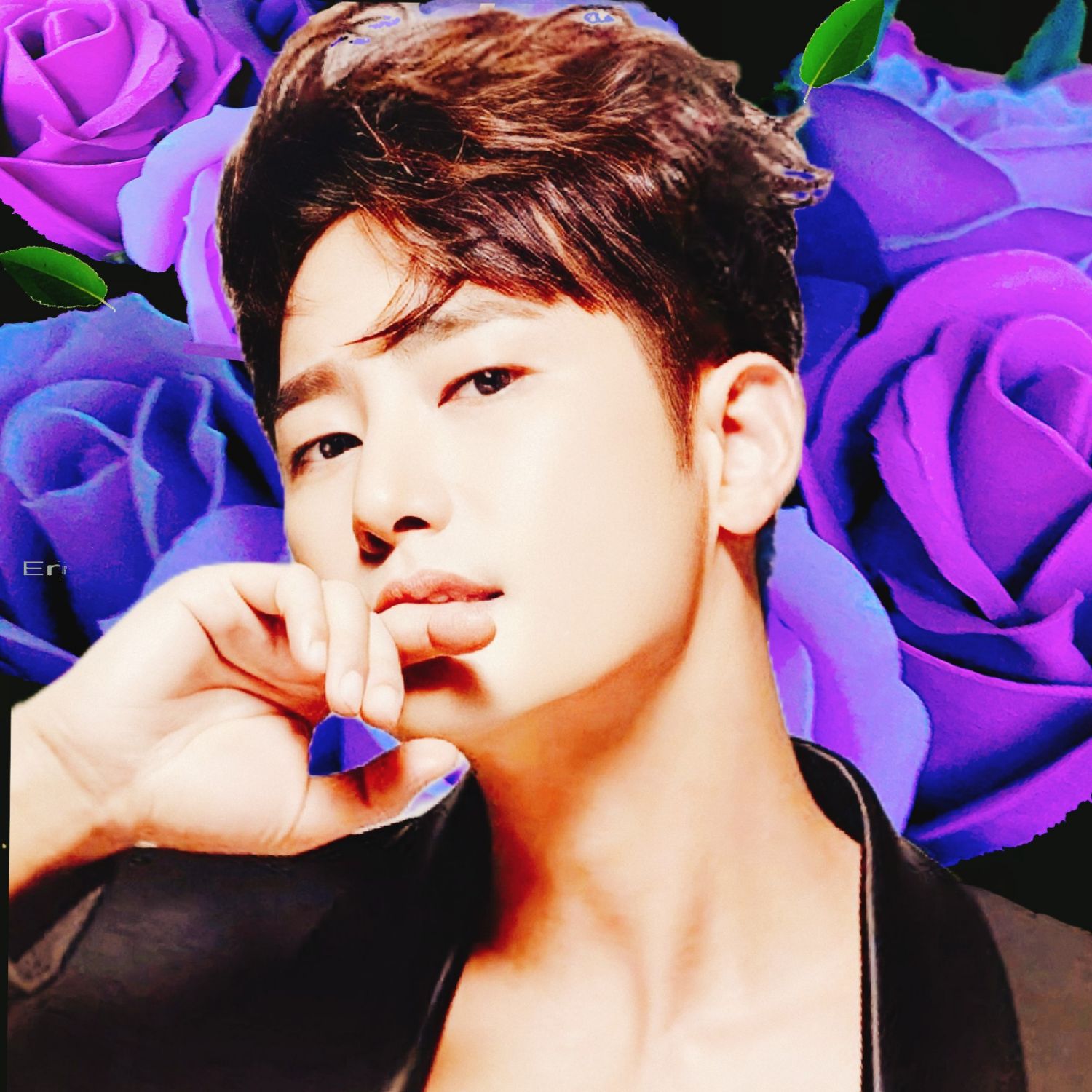 朴施厚的最新照片