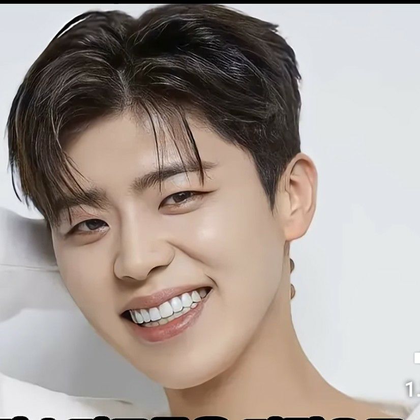 최애돌셀럽 커뮤니티 인기 폭발 포스트