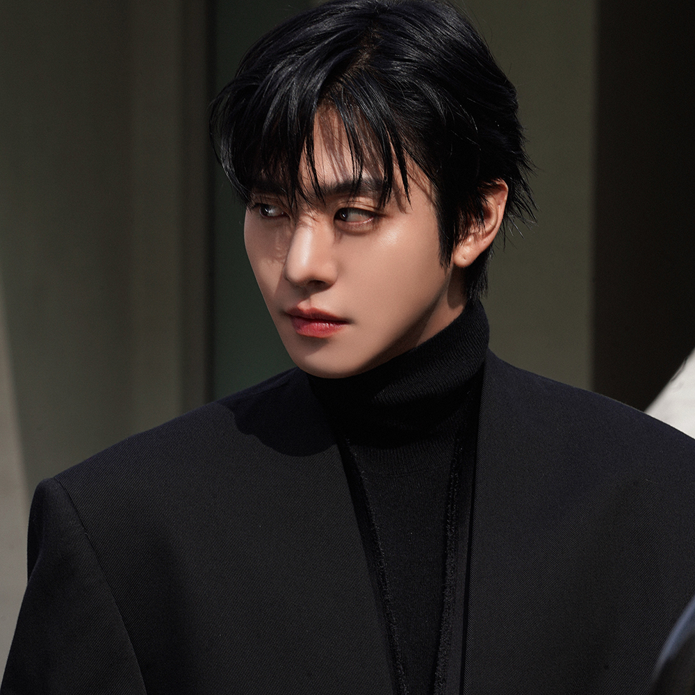 粉絲拍下的安孝燮瞬間