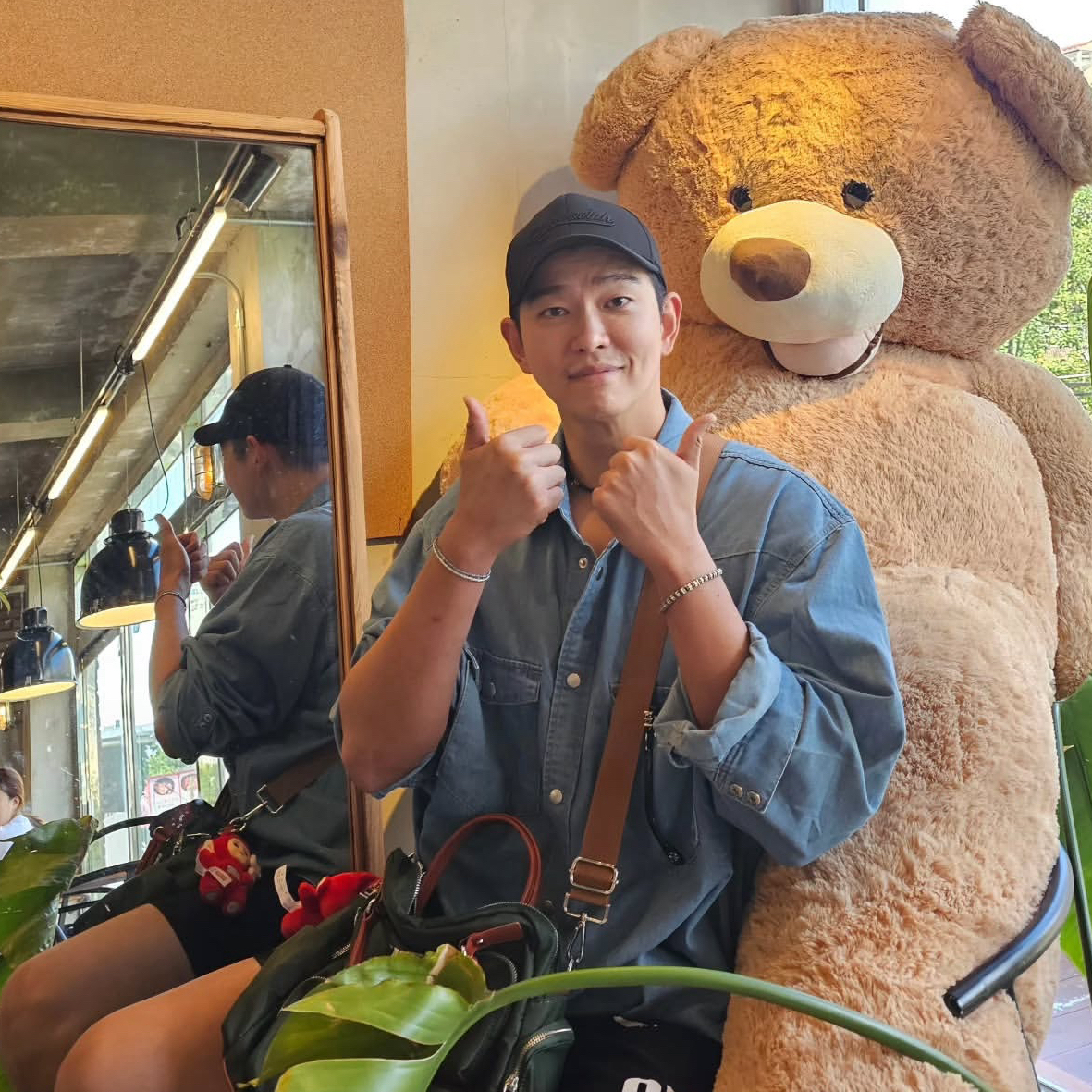 Recent activity shot of Yoon Kyunsang