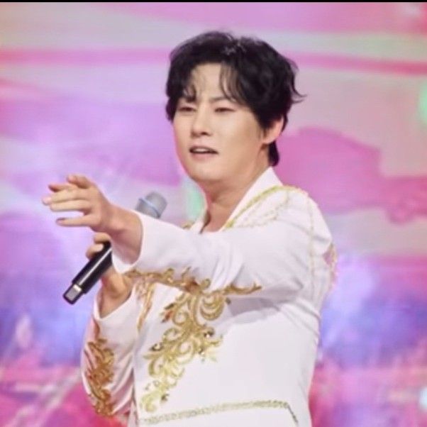 Kang Moonkyung的幕後花絮