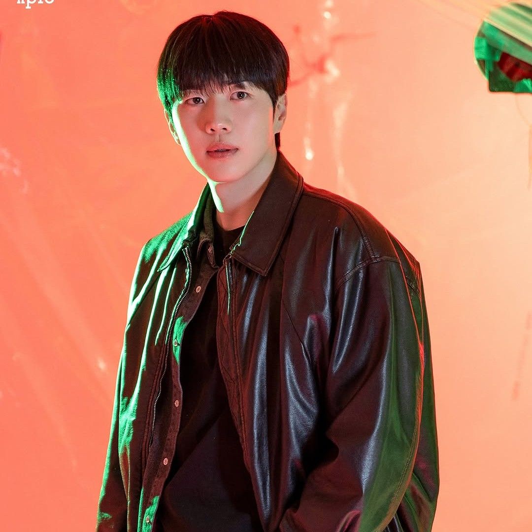 Latest photo of Kang Hoon
