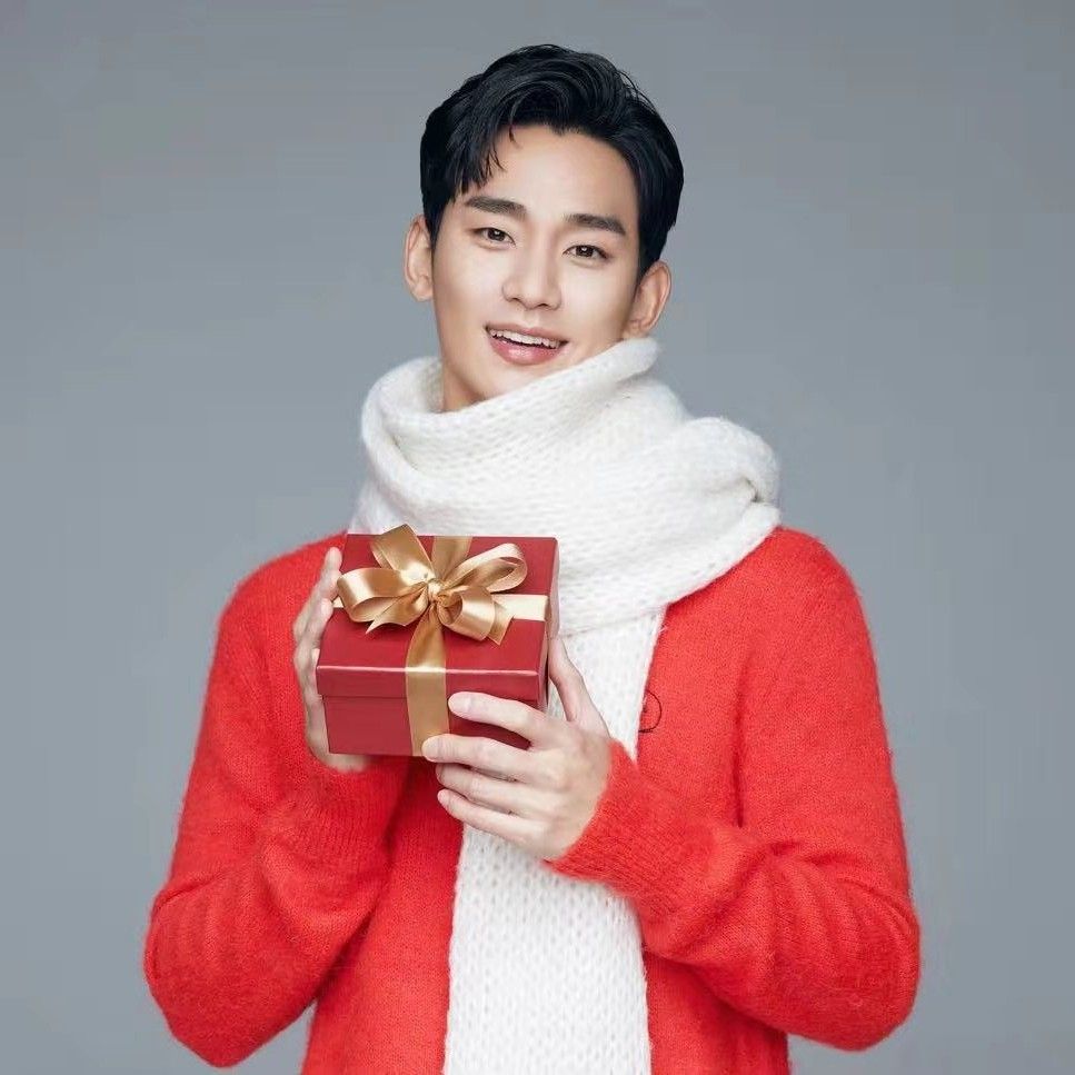 Behind-the-scenes cut of Kim Soohyun