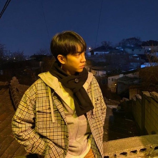 Momen yang diabadikan oleh penggemar Lee Seunggi