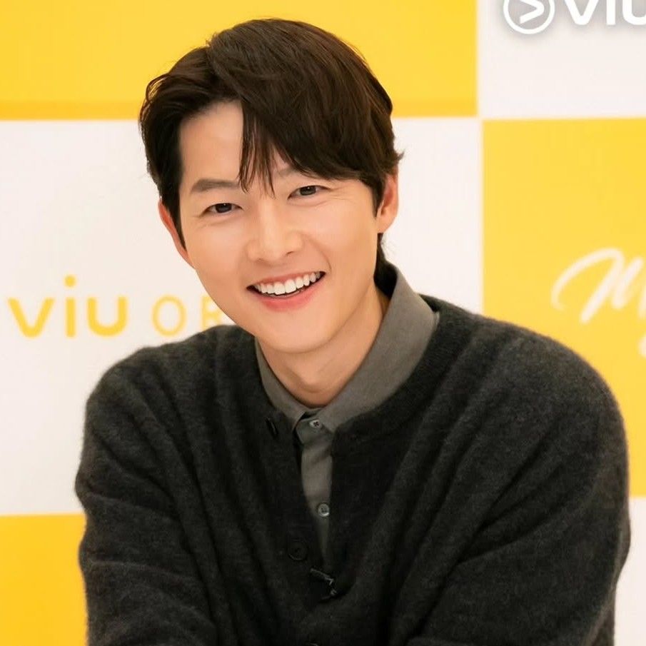 Foto terbaru dari Song Joongki