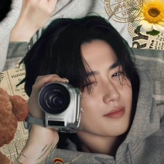 Recent activity shot of Suho