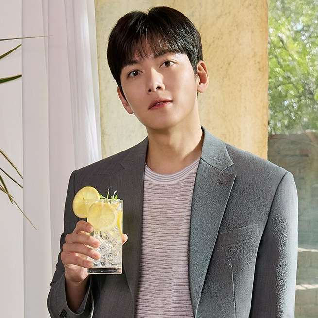 A moment captured by a fan of Ji Changwook