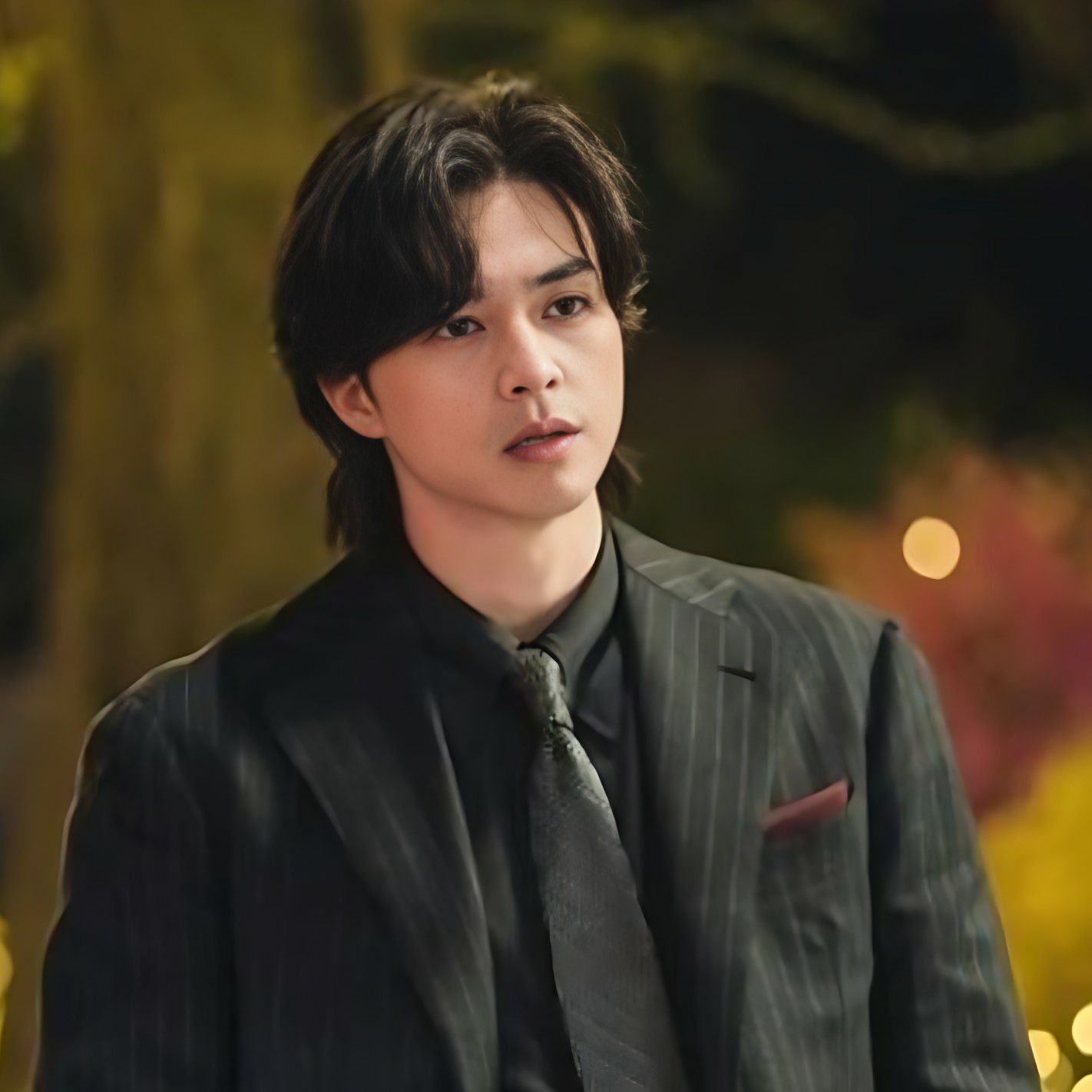 Behind-the-scenes cut of Kim Jihoon