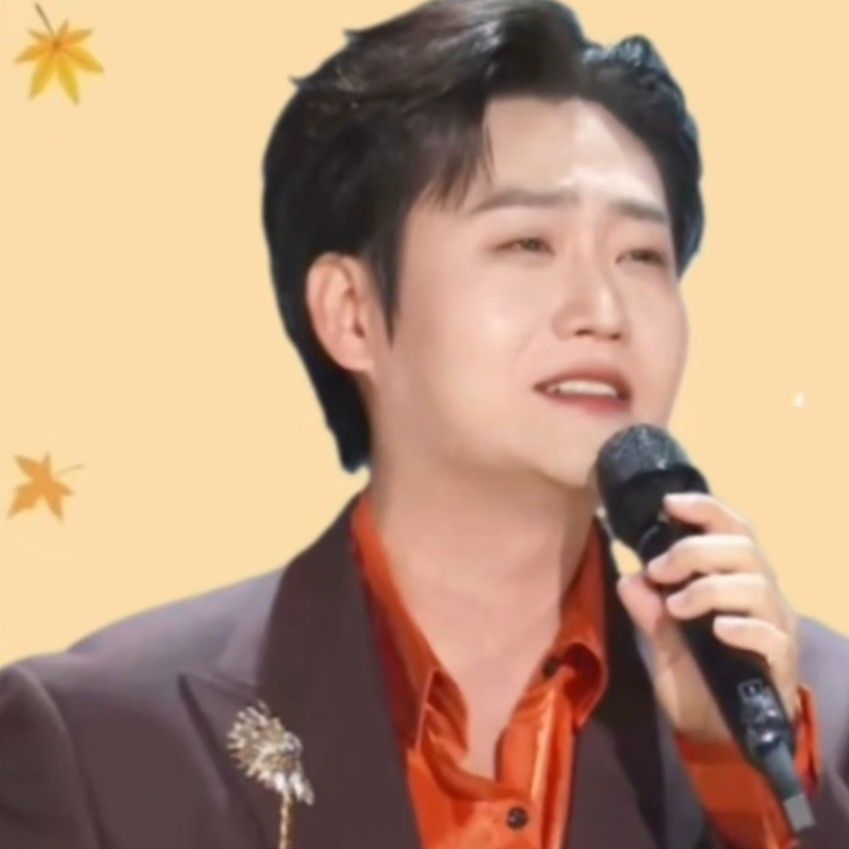 A moment captured by a fan of Min Soohyun