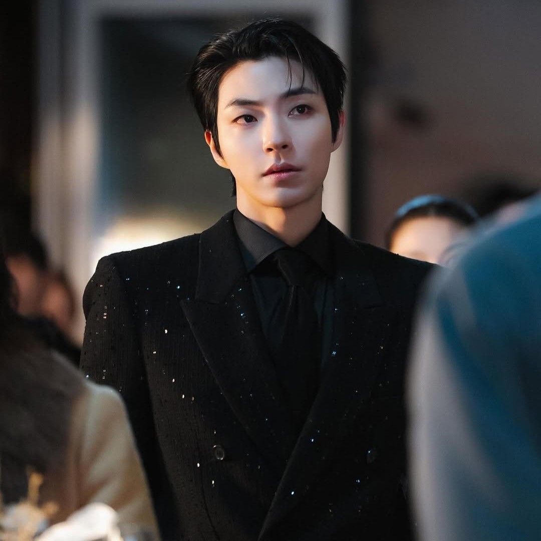 Foto kegiatan terbaru dari Hwang Inyoup