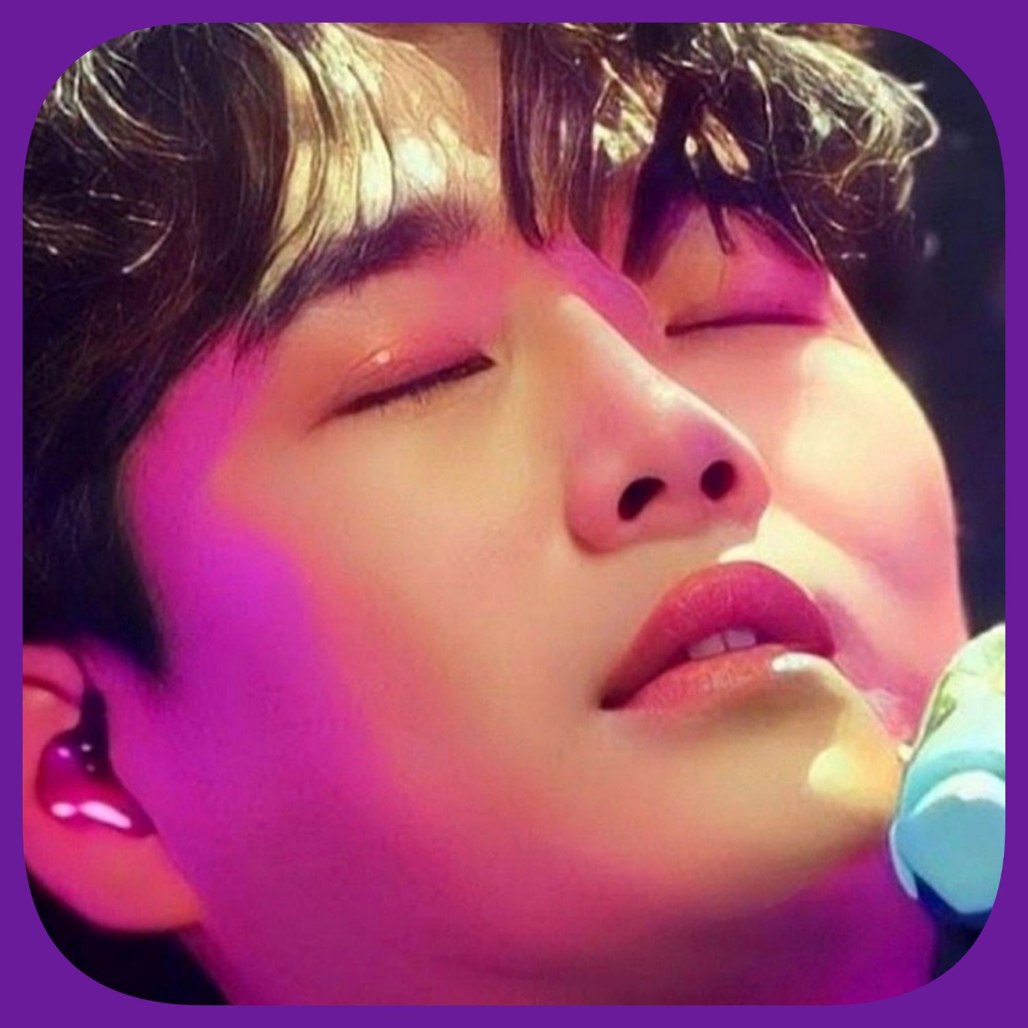 Cuplikan di balik layar dari Hwang Youngwoong