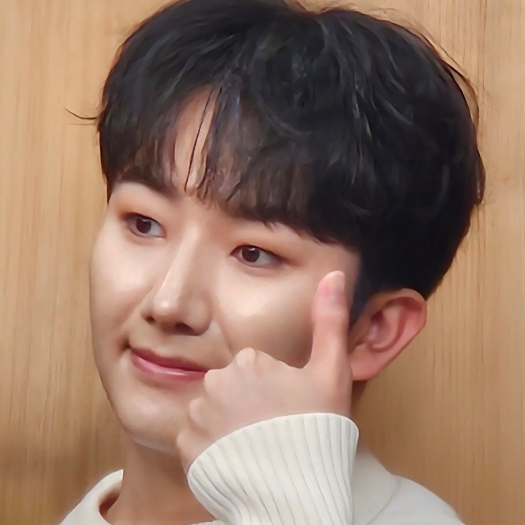 Latest photo of Nam Seungmin