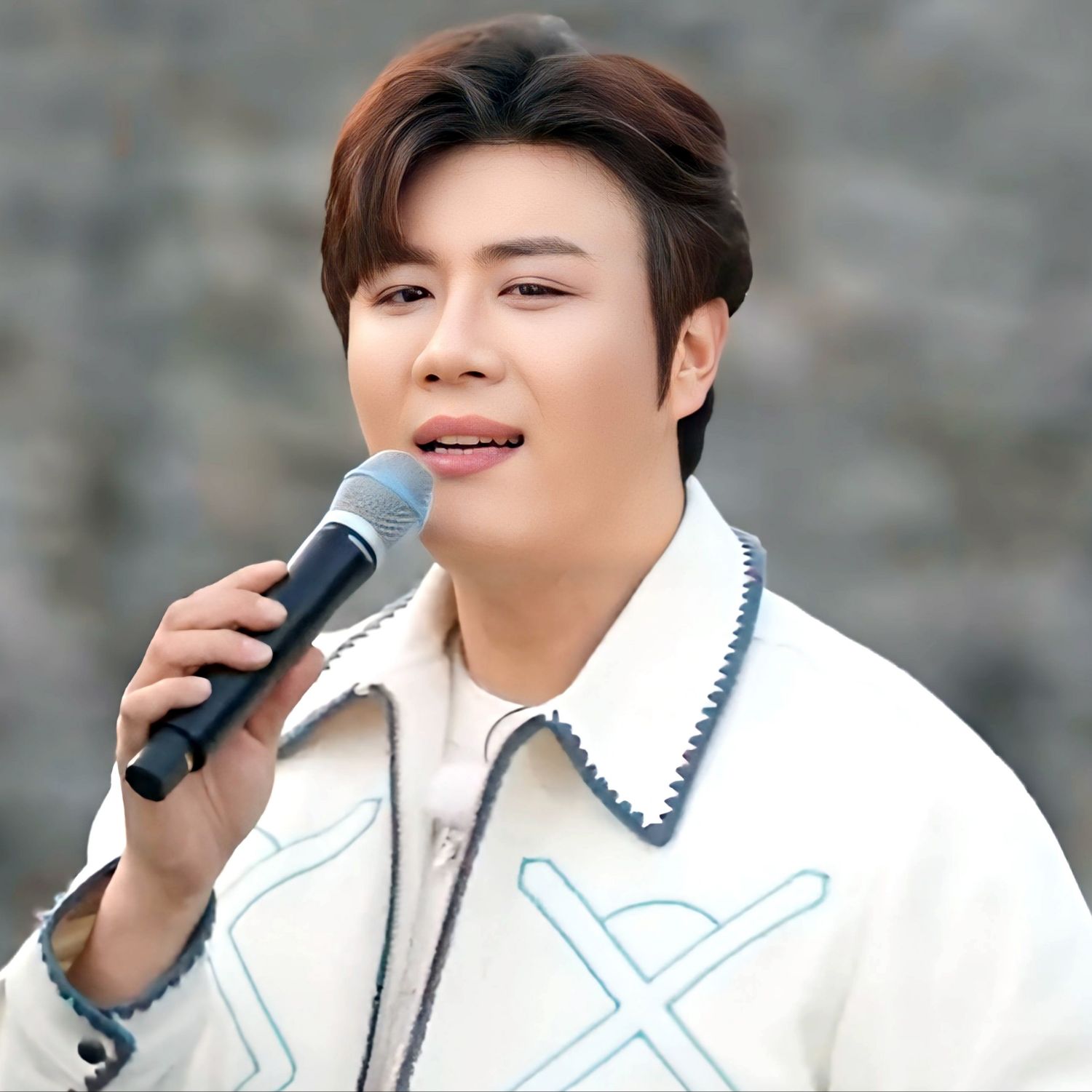 Recent activity shot of Jin Haesung