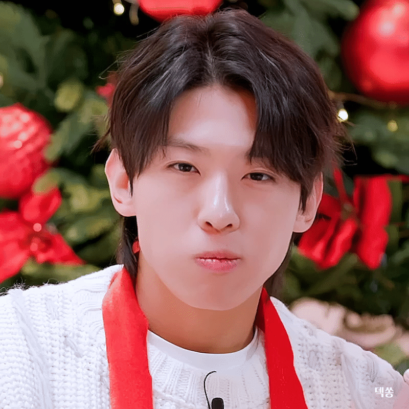 A moment captured by a fan of Dex