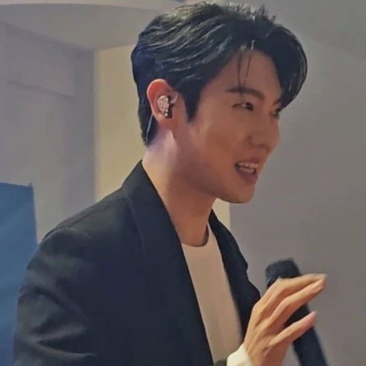 Latest photo of Son Taejin