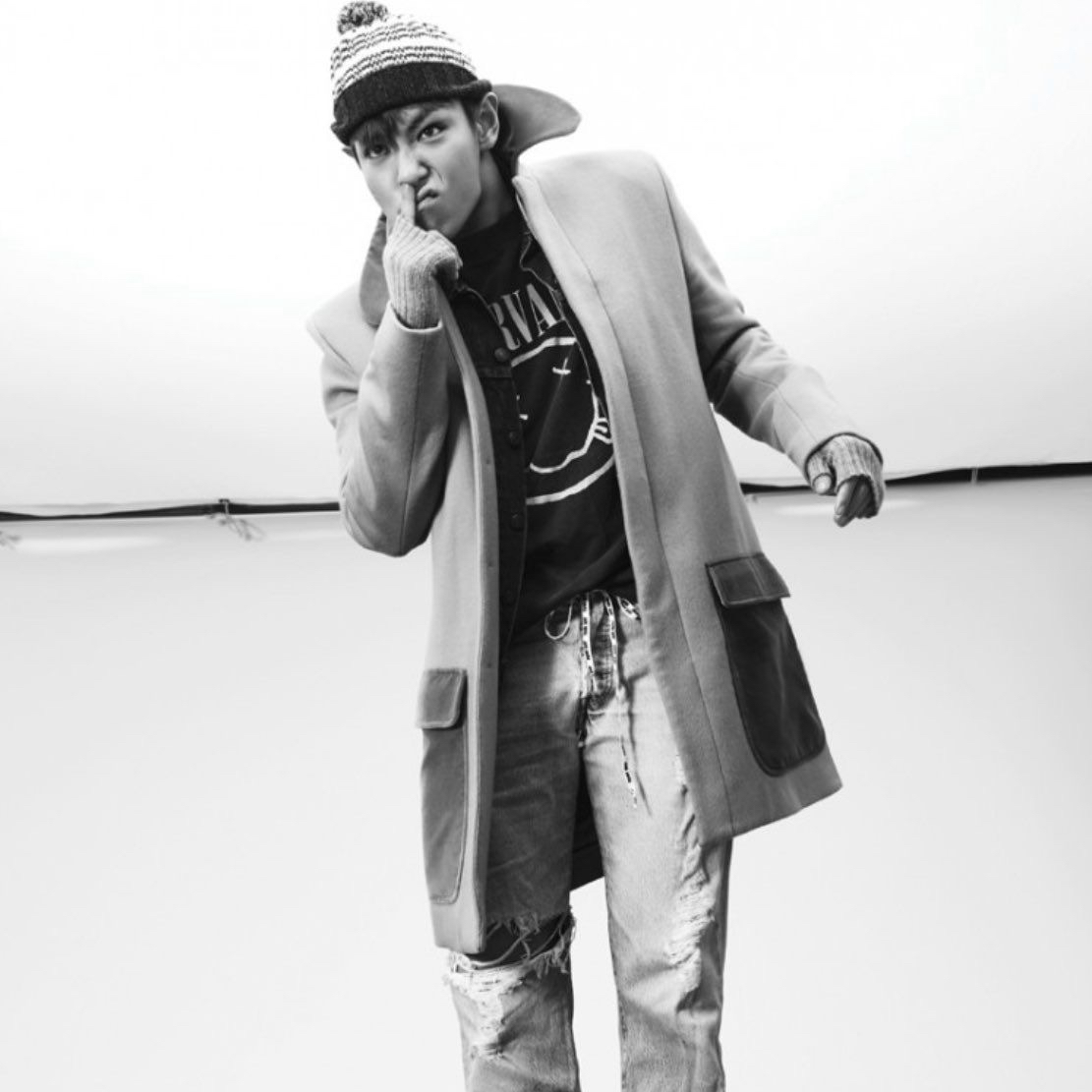 A moment captured by a fan of T.O.P