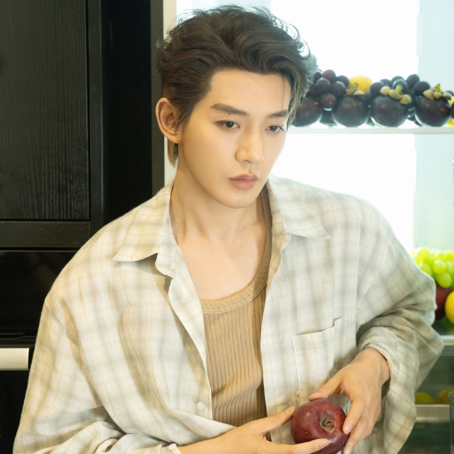 Behind-the-scenes cut of Deng Wei