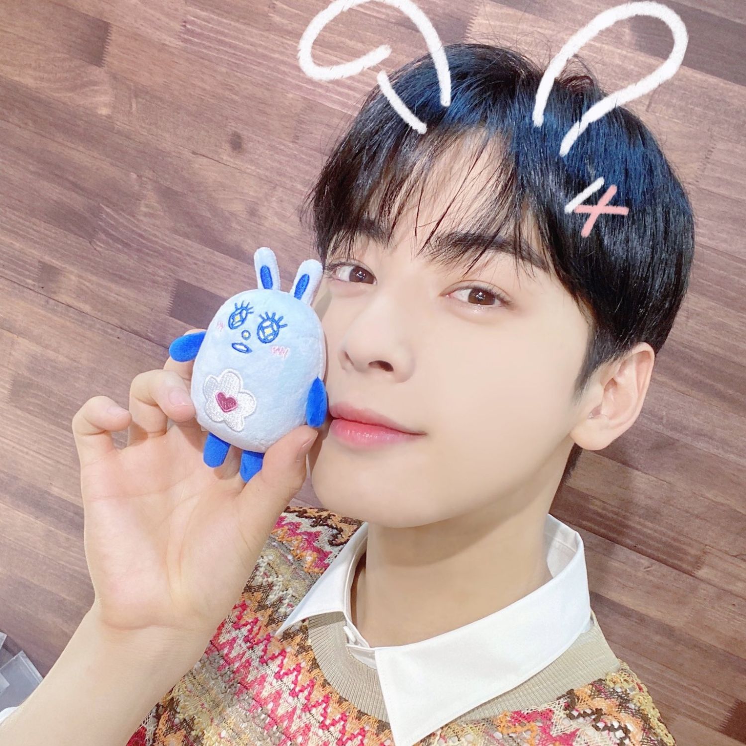 Cuplikan di balik layar dari Cha Eunwoo