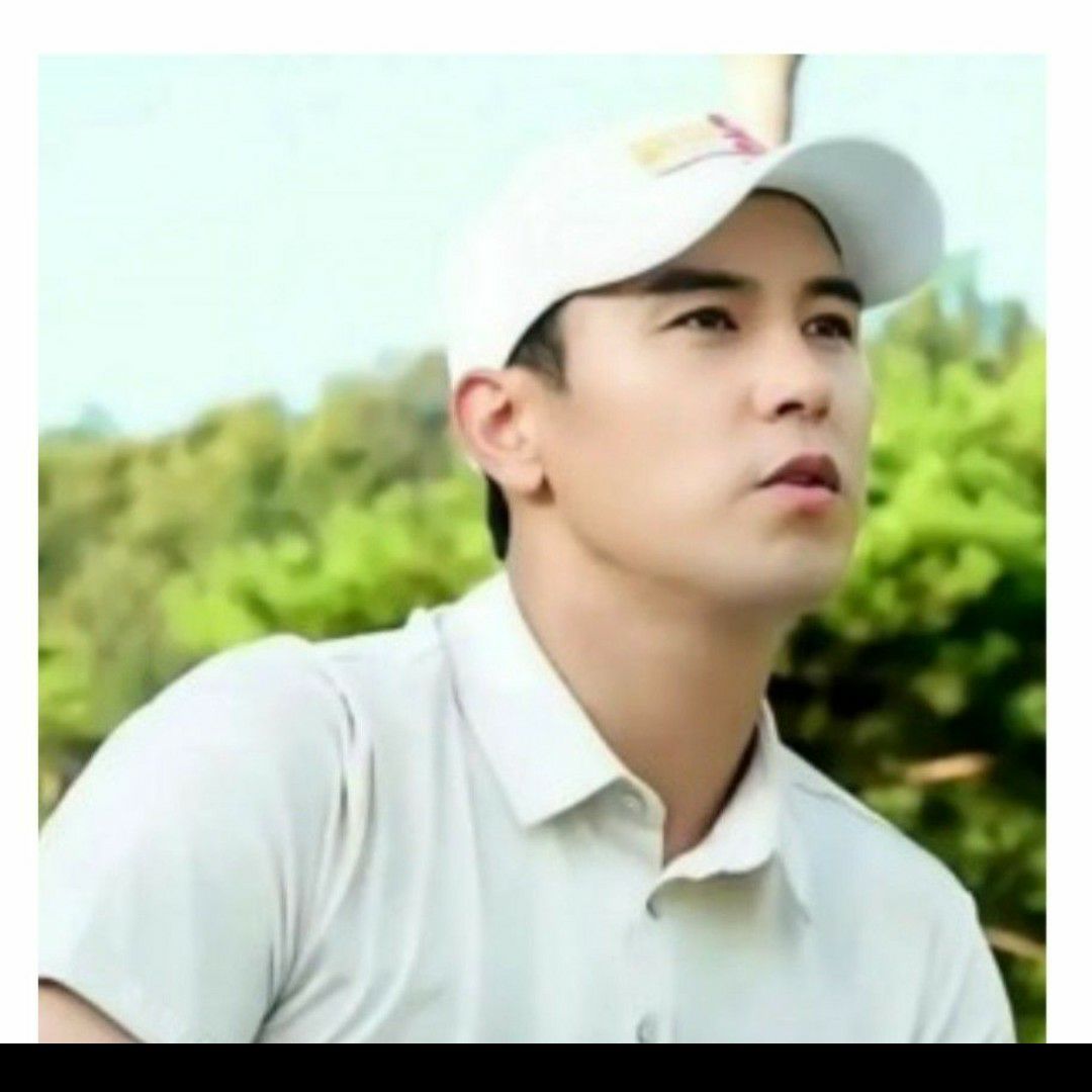 チャン・ミンホの最近の活動ショット