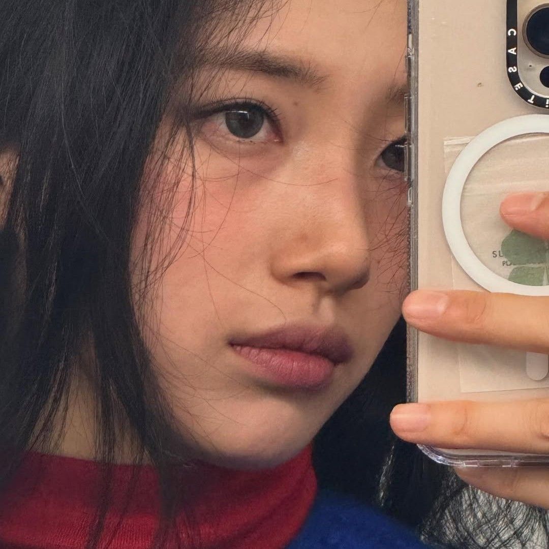 Latest photo of Bae Suzy