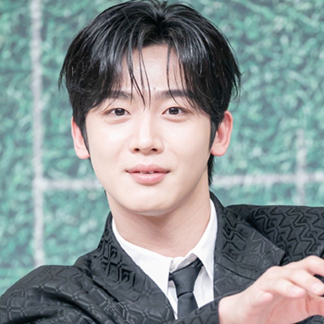 Behind-the-scenes cut of Kim Yohan