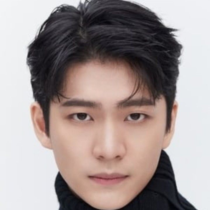 Behind-the-scenes cut of Kang Taeoh