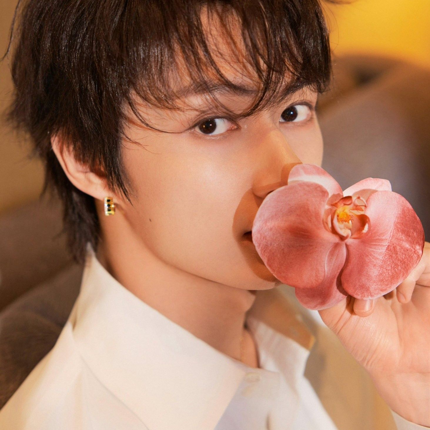 Behind-the-scenes cut of Wen Junhui