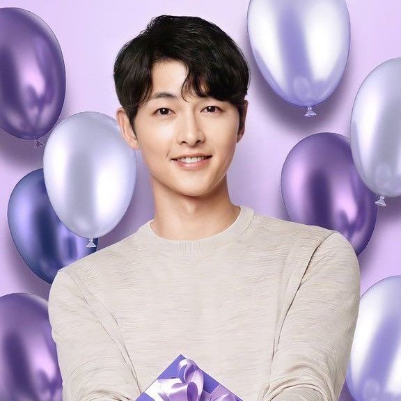 Foto kegiatan terbaru dari Song Joongki