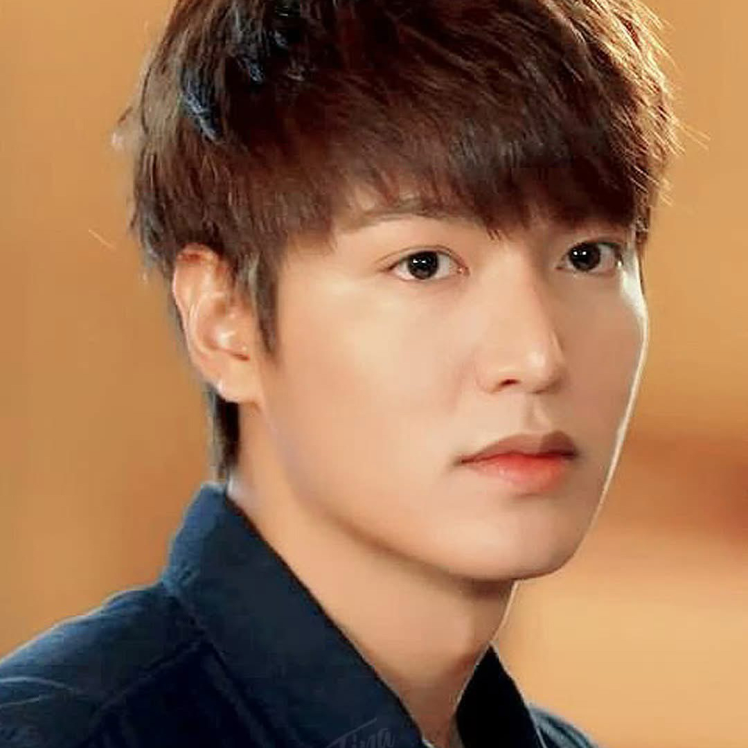 粉丝拍下的李敏镐瞬间