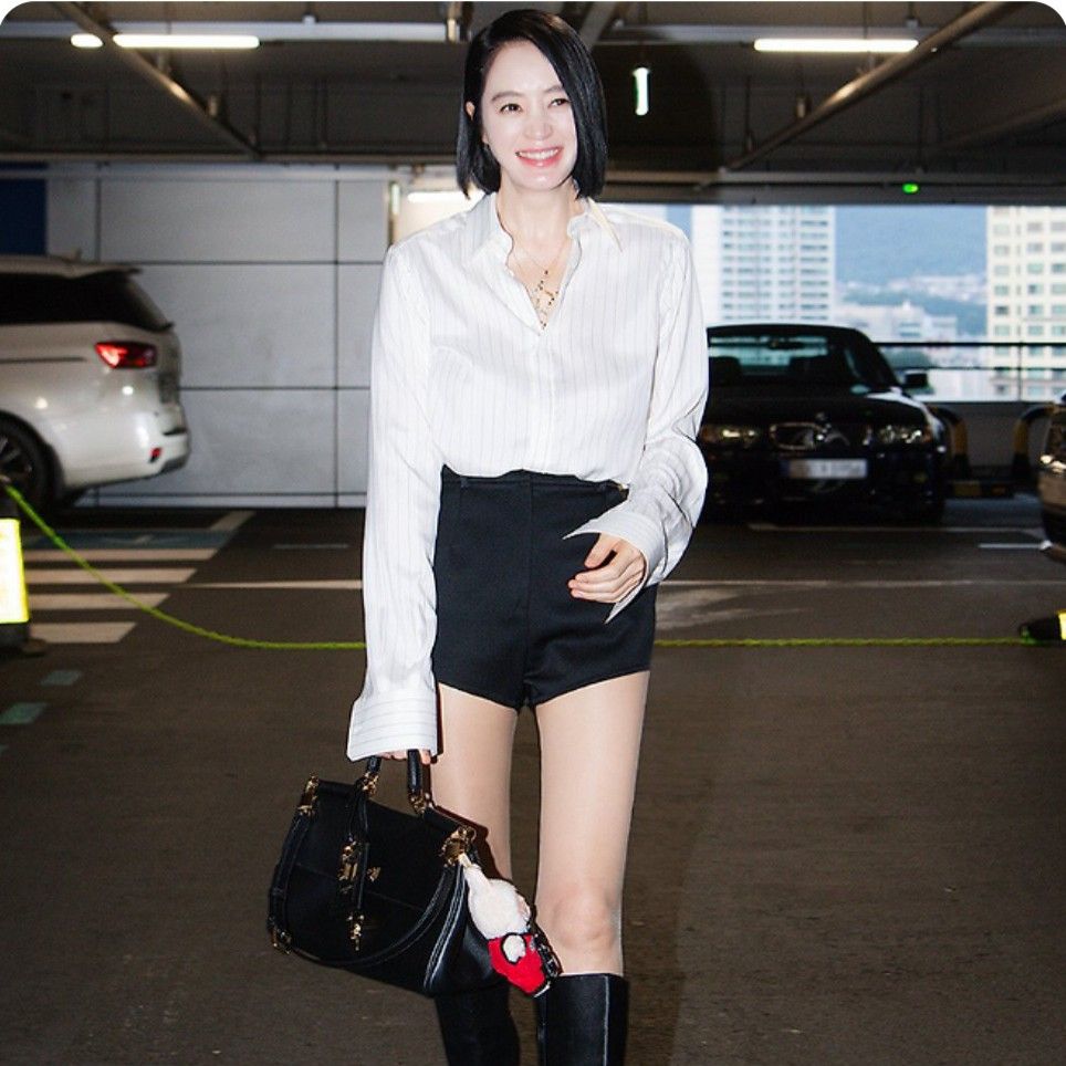 Latest photo of Kim Hyesoo