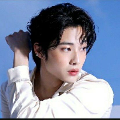 Latest photo of Lee Jongwon