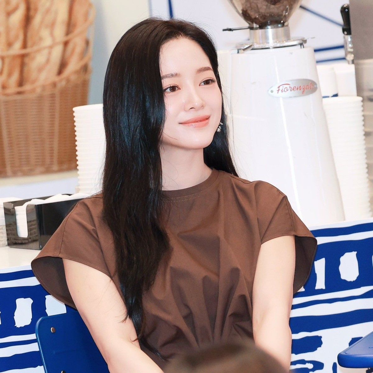 A moment captured by a fan of Kim Sejeong