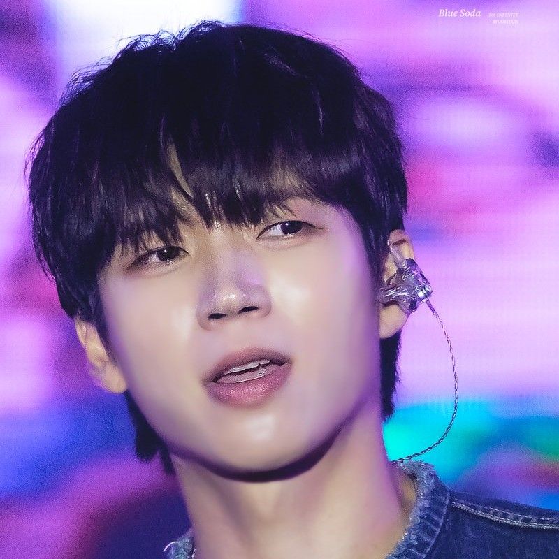 Behind-the-scenes cut of Nam Woohyun