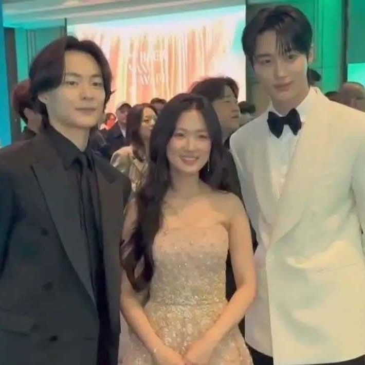 Recent activity shot of Kim Hyeyoon