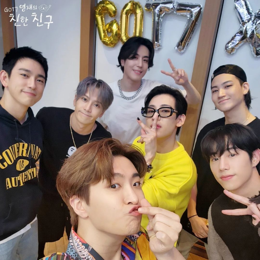 Cuplikan di balik layar dari Park Jinyoung