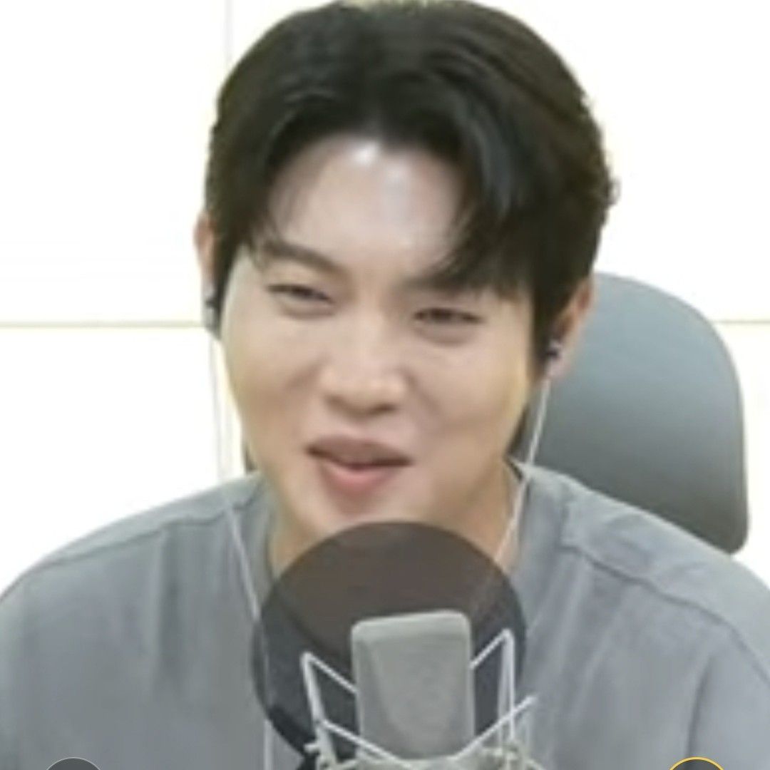 Latest photo of Son Taejin