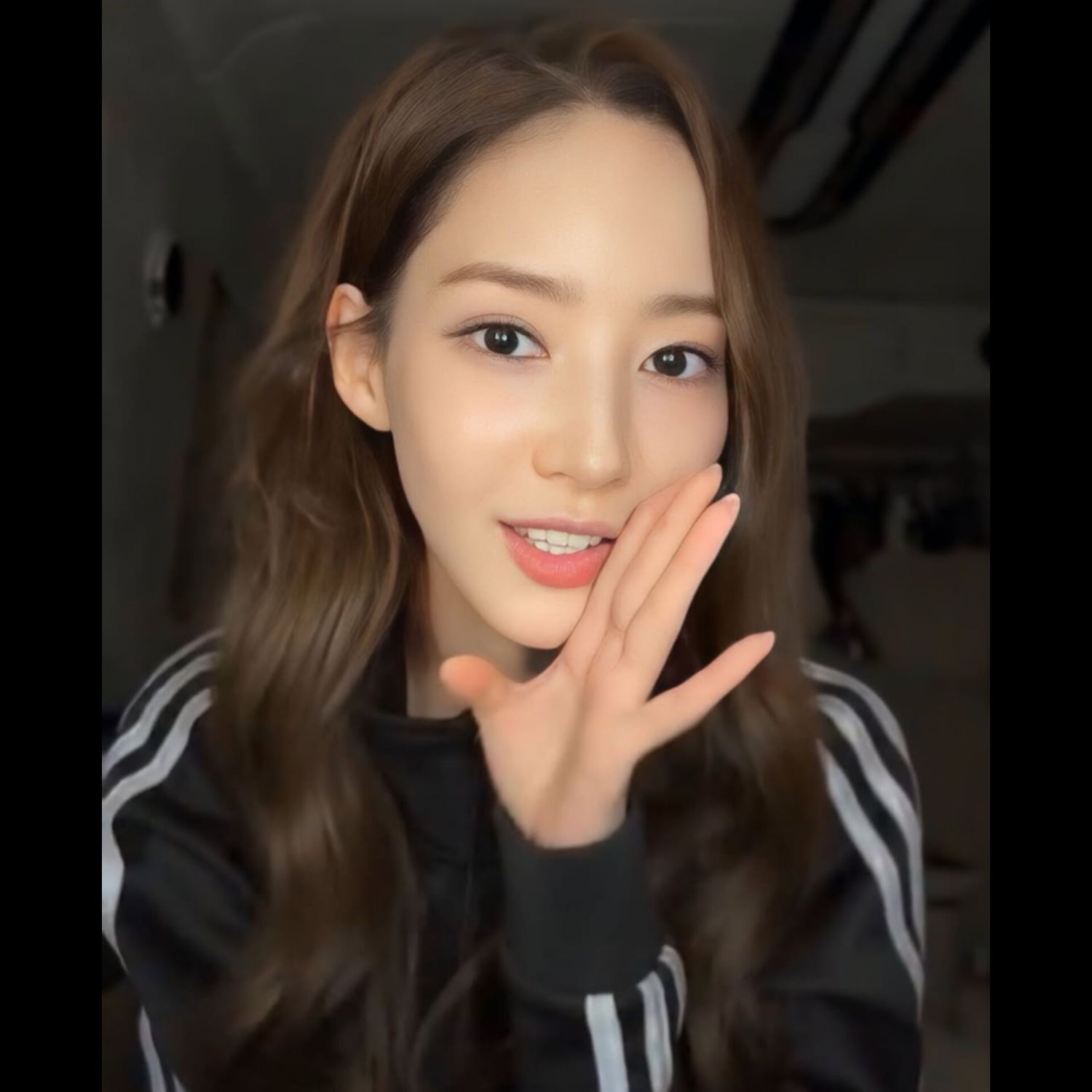 Latest photo of Park Minyoung