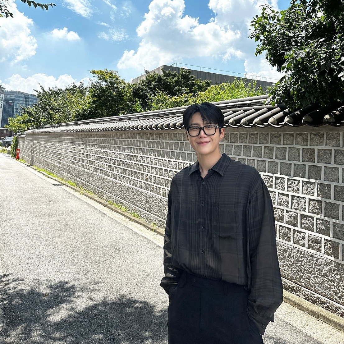 Latest photo of Kim Seonho