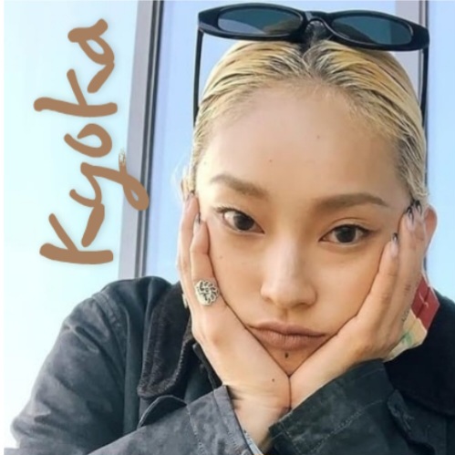 A moment captured by a fan of KYOKA