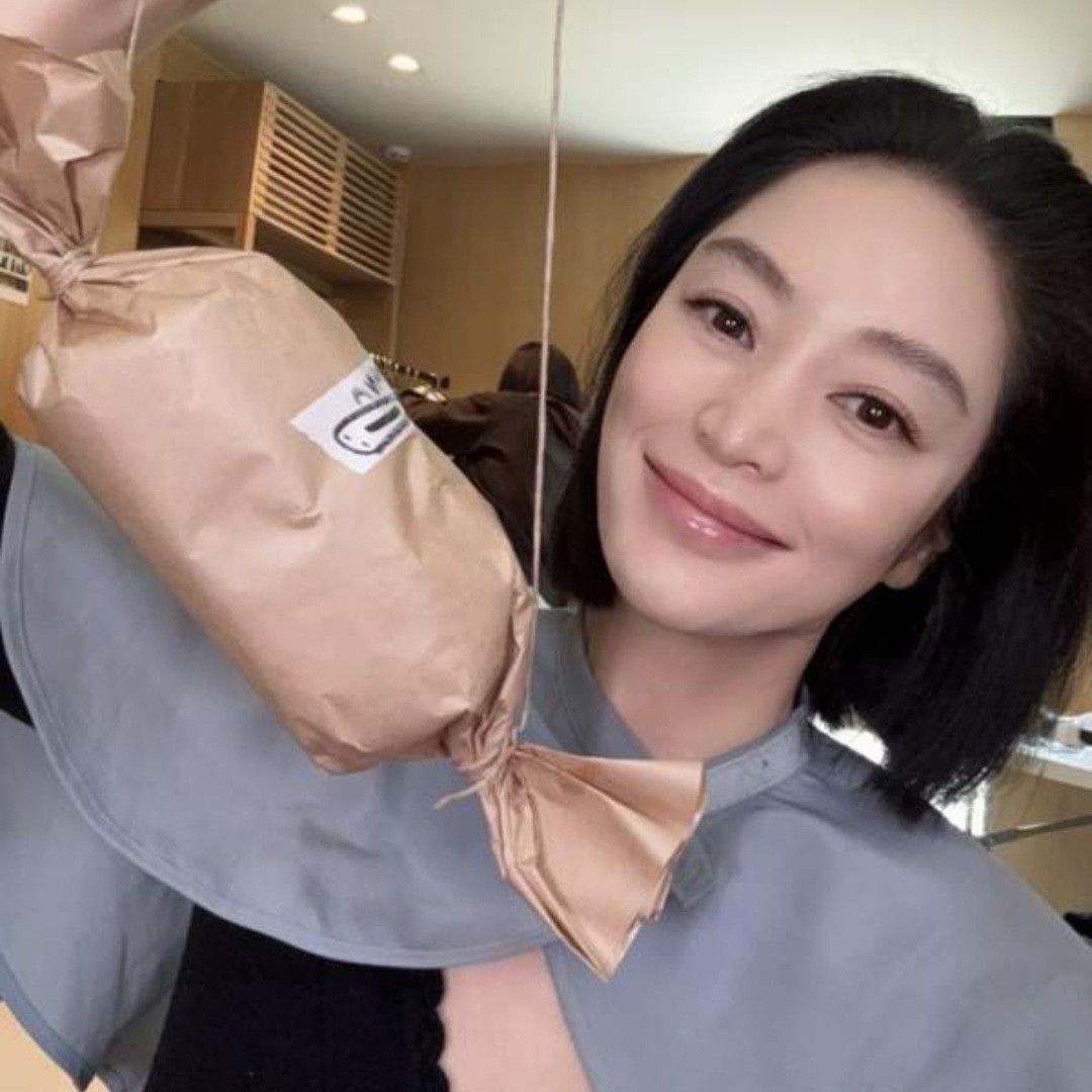 Recent activity shot of Kim Hyesoo