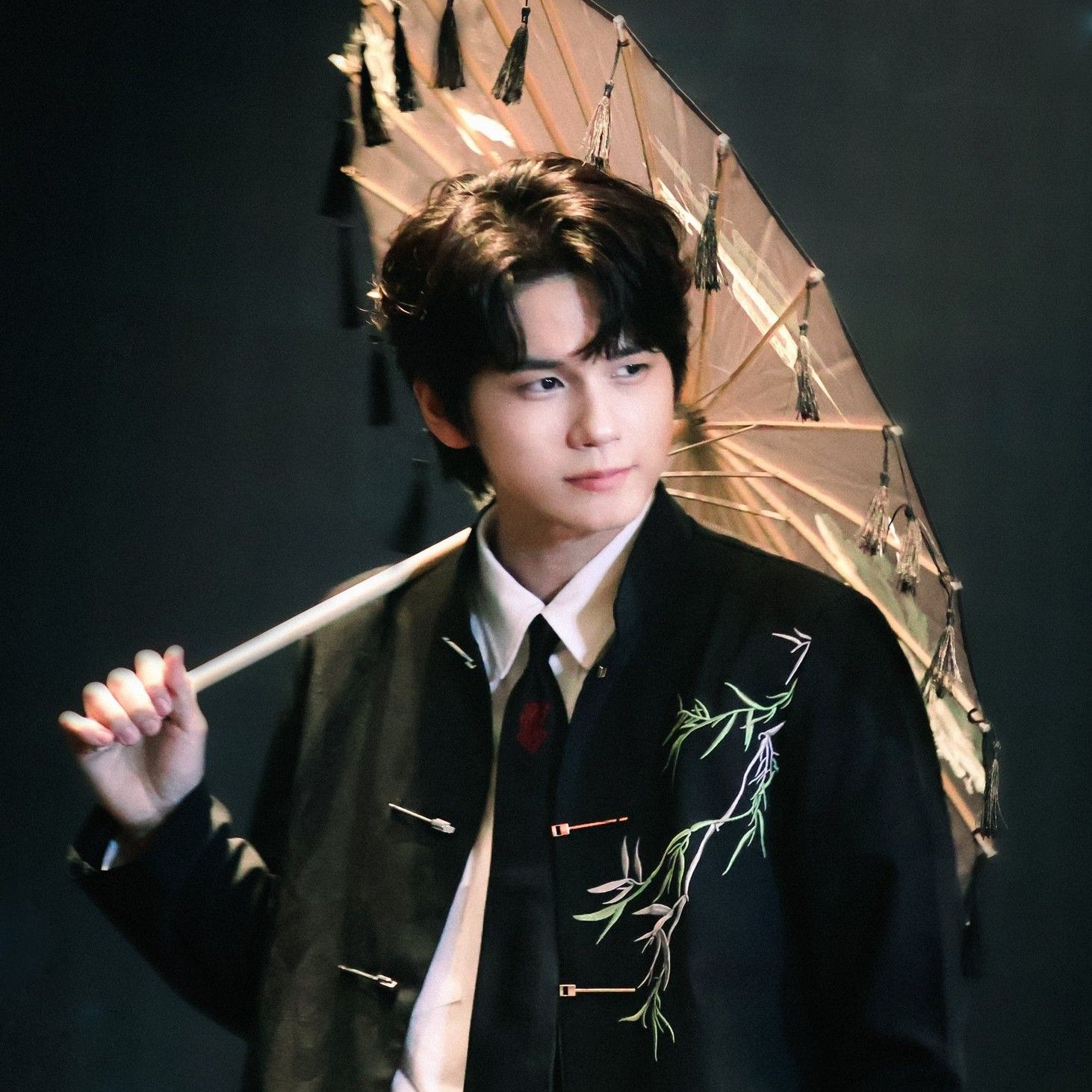 Behind-the-scenes cut of Ong Seongwu