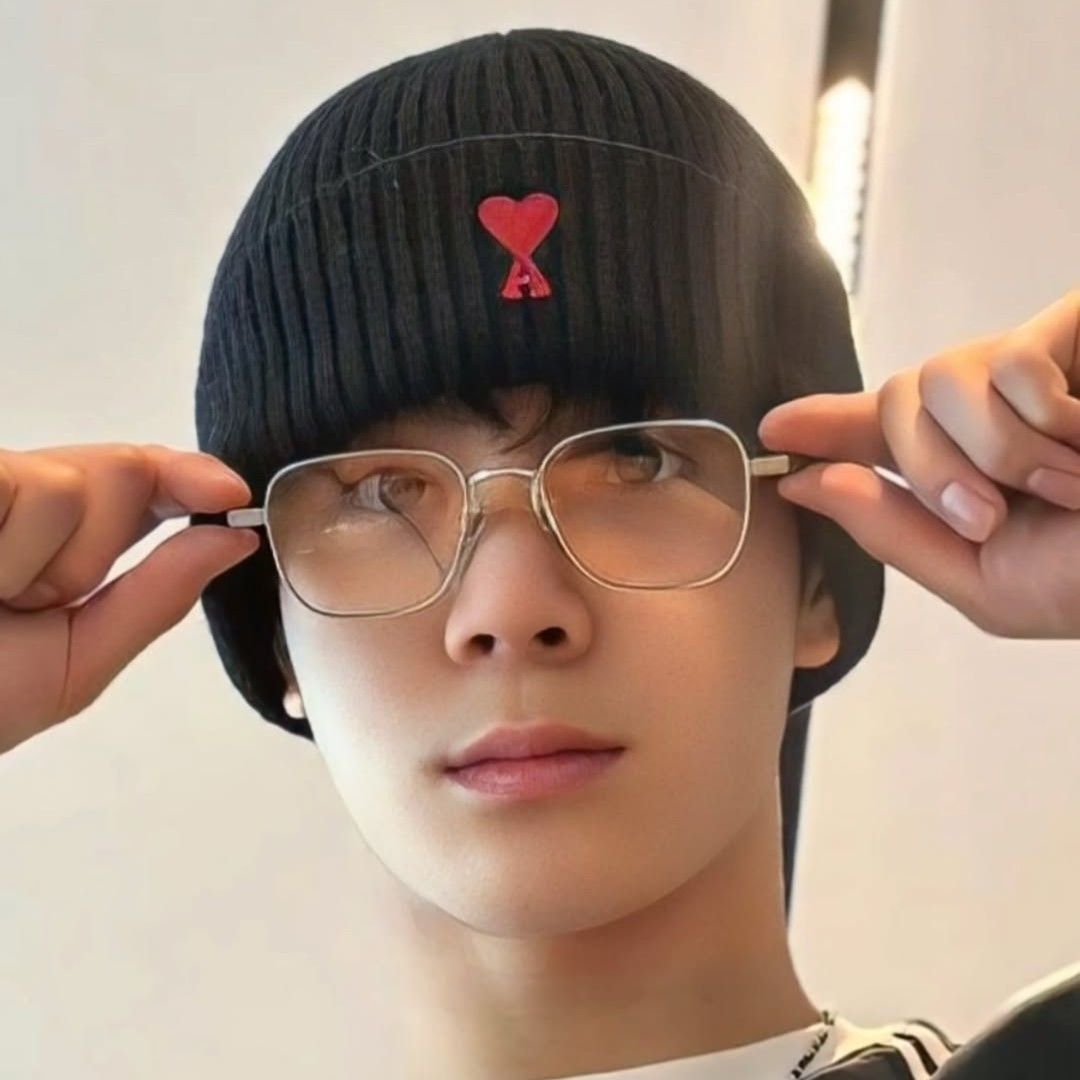 Foto kegiatan terbaru dari Jeong Dongwon