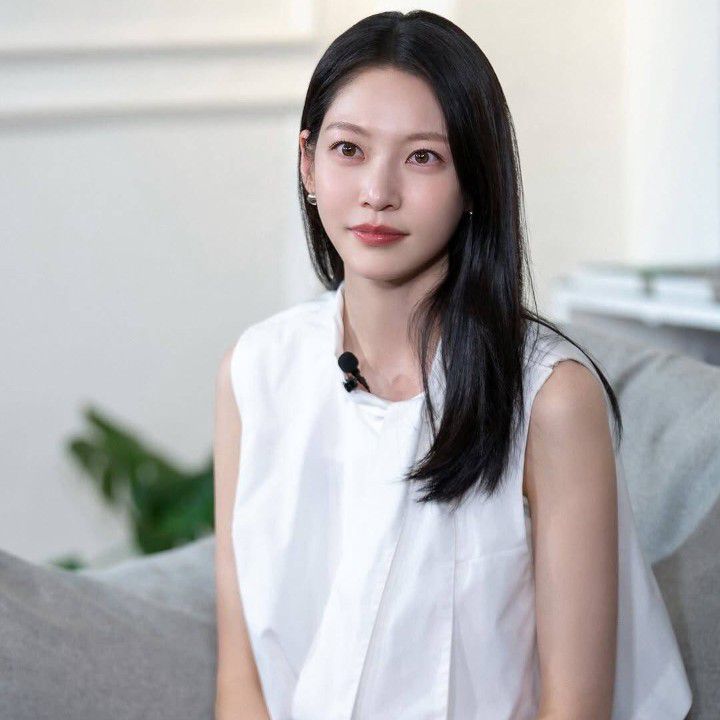 Latest photo of Gong Seungyeon