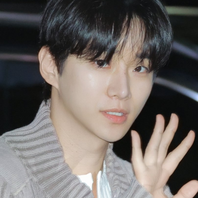 李俊昊的最新照片