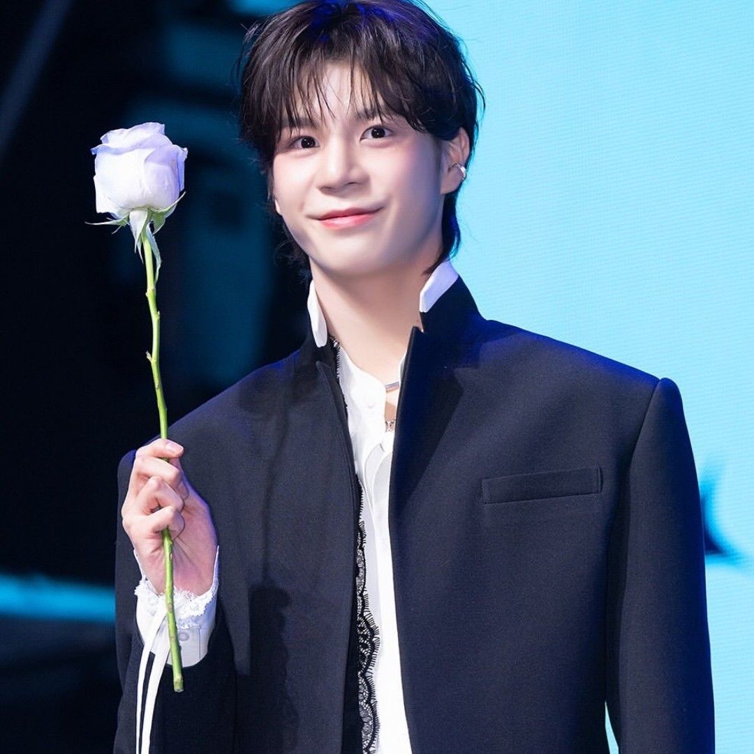 Cuplikan di balik layar dari Jeong Dongwon