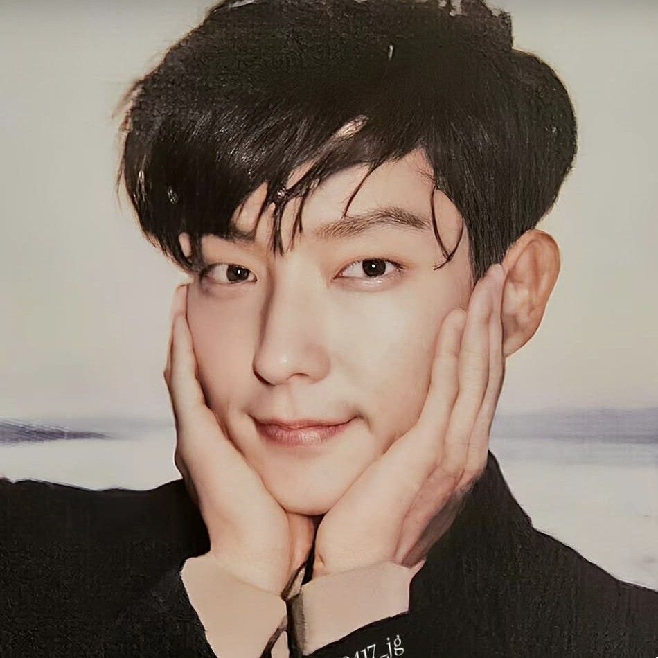 Recent activity shot of Lee Joongi