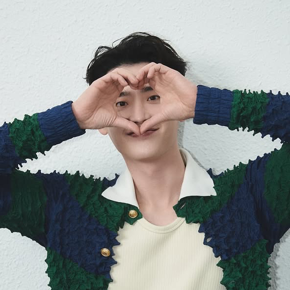 Recent activity shot of Lee Jongsuk